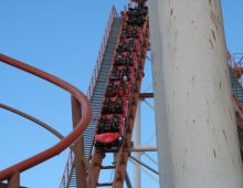 Montaña rusa en el Parque de la Costa