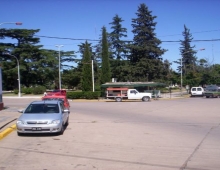 Plaza de Bragado, frente a la estación