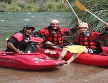 Llegando luego de hacer una bajada por el Rio Atuel en Daky